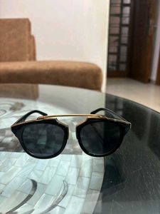 LULU AND SKY SUNGLASSES