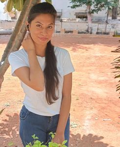 Women White T-shirt 👕.... ....