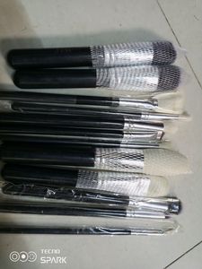 NEE BEILI MAKEUP BRUSH SET