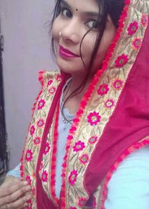 Saree With Matching Stitched Blause