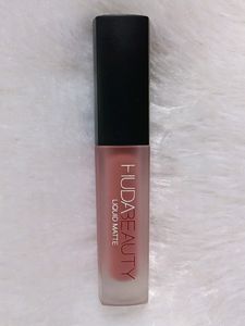 Huda Beauty Lipstick ♥️💕