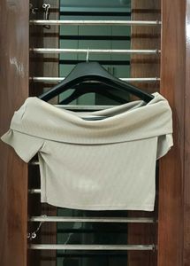 Off-Shoulder Crop Top