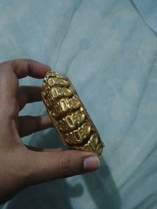 Golden Imitation Bangle
