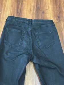 H&amp;M girls jeans 10-11yrs size