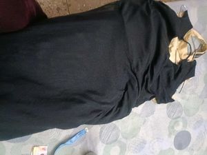 Hot N Stylish Black &amp; Golden Party Gown In Xl Size