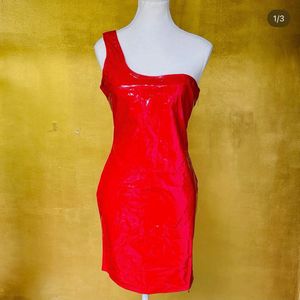 Chic Red One-Shoulder Dress