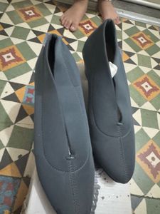 Elegant Blue Comfort Heels