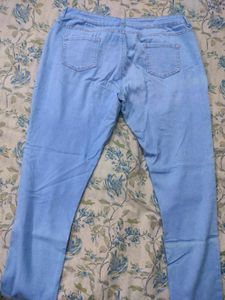 Skinny Denim Jeans (Ice Blue)💙