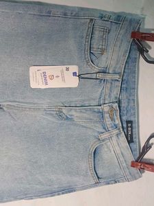 baggy women blue jeans