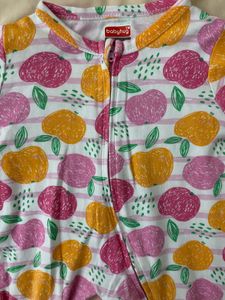 Babyhug Sleep suit 🍎