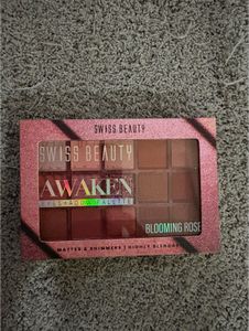 Swiss Beauty Eyeshadow Palette