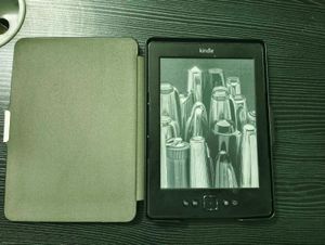 Rare Amazon Kindle In Good Working Condition