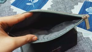 MAC Silver Pouch