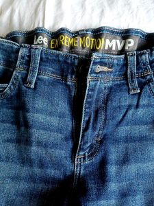 Lee Extreme Motion Jeans