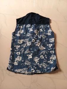 Floral Print Sleeveless Shirt