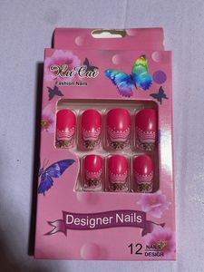 Nails set
