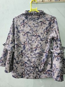 Floral Print Ruffle Sleeve Top