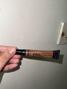 L.A. Girl Pro Conceal shade - toast
