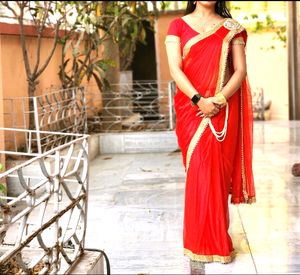 Beautiful Red Saree With Blouse