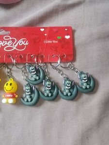 Excellent Brandnew 12 Piece Set Of Keychains