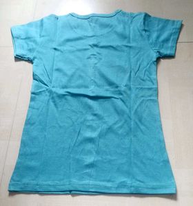 Very New Women Nightsuit(size S)