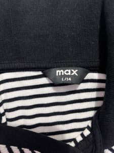 Max stripped Crop Top
