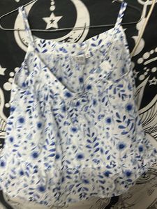 2 Floral Print  Top Catch It!!!!!!!!!