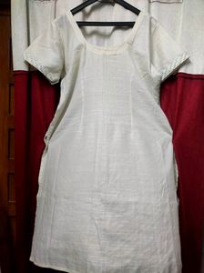 Off White Short Kurti❤️