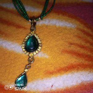 Green Stone Pendent With Free Earrings