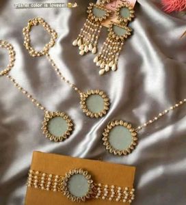 Pastel Green Colour Jewellery Set Combo