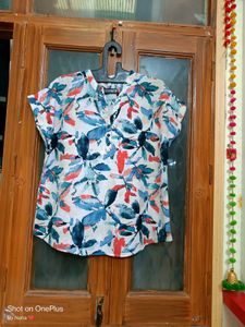 🇳🇿💫♥️ Imported Floral Print Top