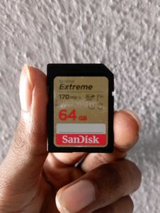 SanDisk Extreme 64GB SD Card