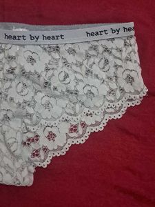 premium  imported laces four panty