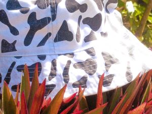 Trendy Cow Print Bucket Hat—perfect For Sunny Days