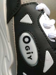 Ogly Black &amp; White Chunky Sneakers