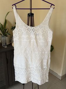 White Lace Sleeveless Dress