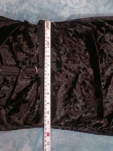 BUST 26..(NOT 30)Chic Black Velvet Mini Dress