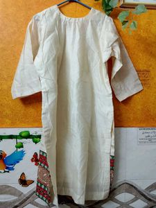 Elegant Kurta With Dupatta