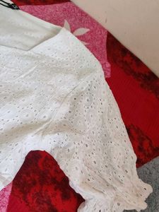 White hakoba Crop Top