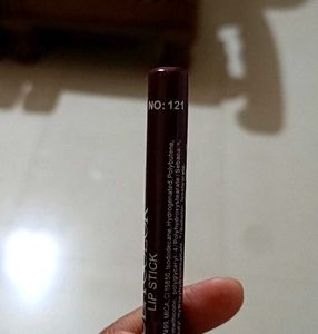 Huda Color Lipstick💄👄