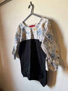 Floral Print Top 🤍😍💙