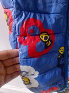 kids woolen cut sleevea jacket