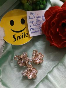 Gold tone Floral Hair Claw Clips