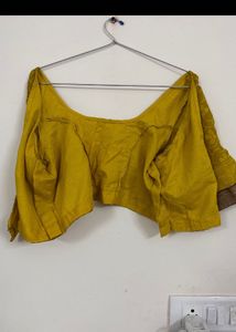 Saree With Blouse