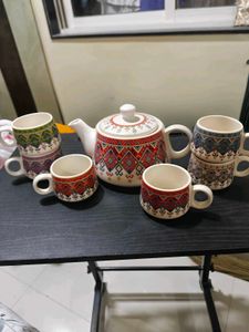 Aesthetic Tea Kettle With Cups