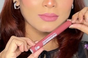 Mamaearth Moisture Matte Lipstick - Carnation Nude