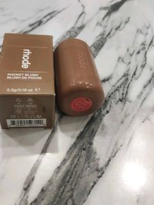 Rhode Poket Blush