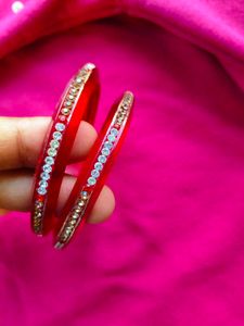 Elegant Red Bangles – Set of 2
