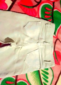 Jeans For Girls 👧🏻&gt;&gt;&gt;&gt;&gt;&gt;&gt;