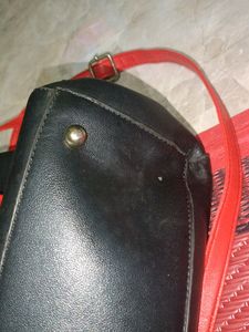 ... Branded Hand Bag Only Back Side Zip Is Not W